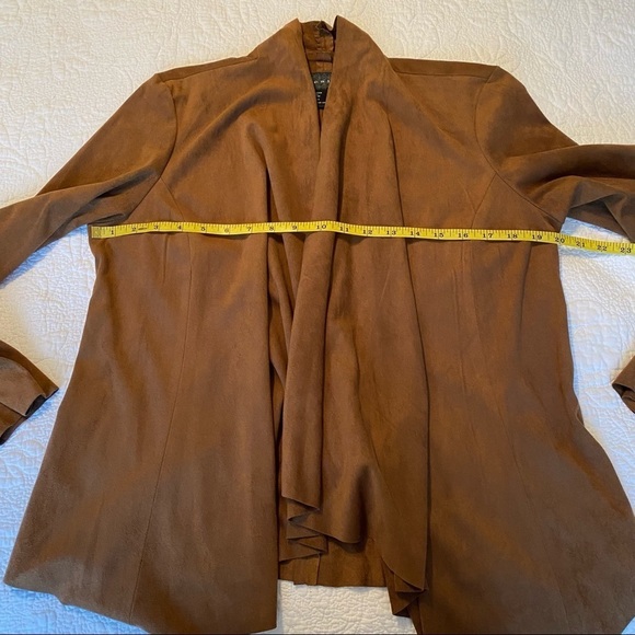 Live A Little Faux Suede Drape Front Brown Jacket NEW - Large - Picture 9 of 11